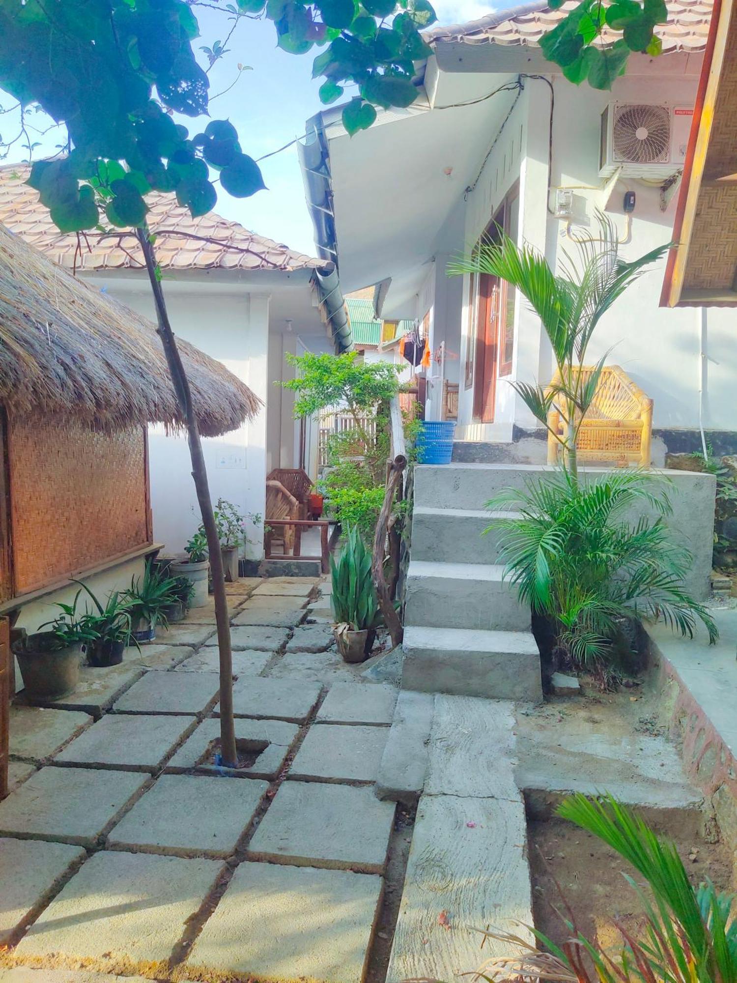 Putri Nyale Bungalow Kuta  외부 사진